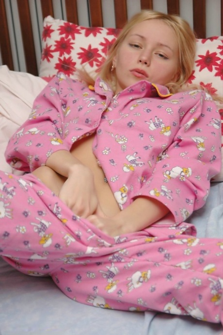 Lovely Anne modell pornografisk bild